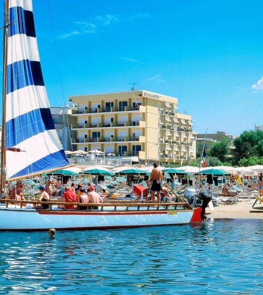 Hotel Belsoggiorno Cattolica Exterior foto